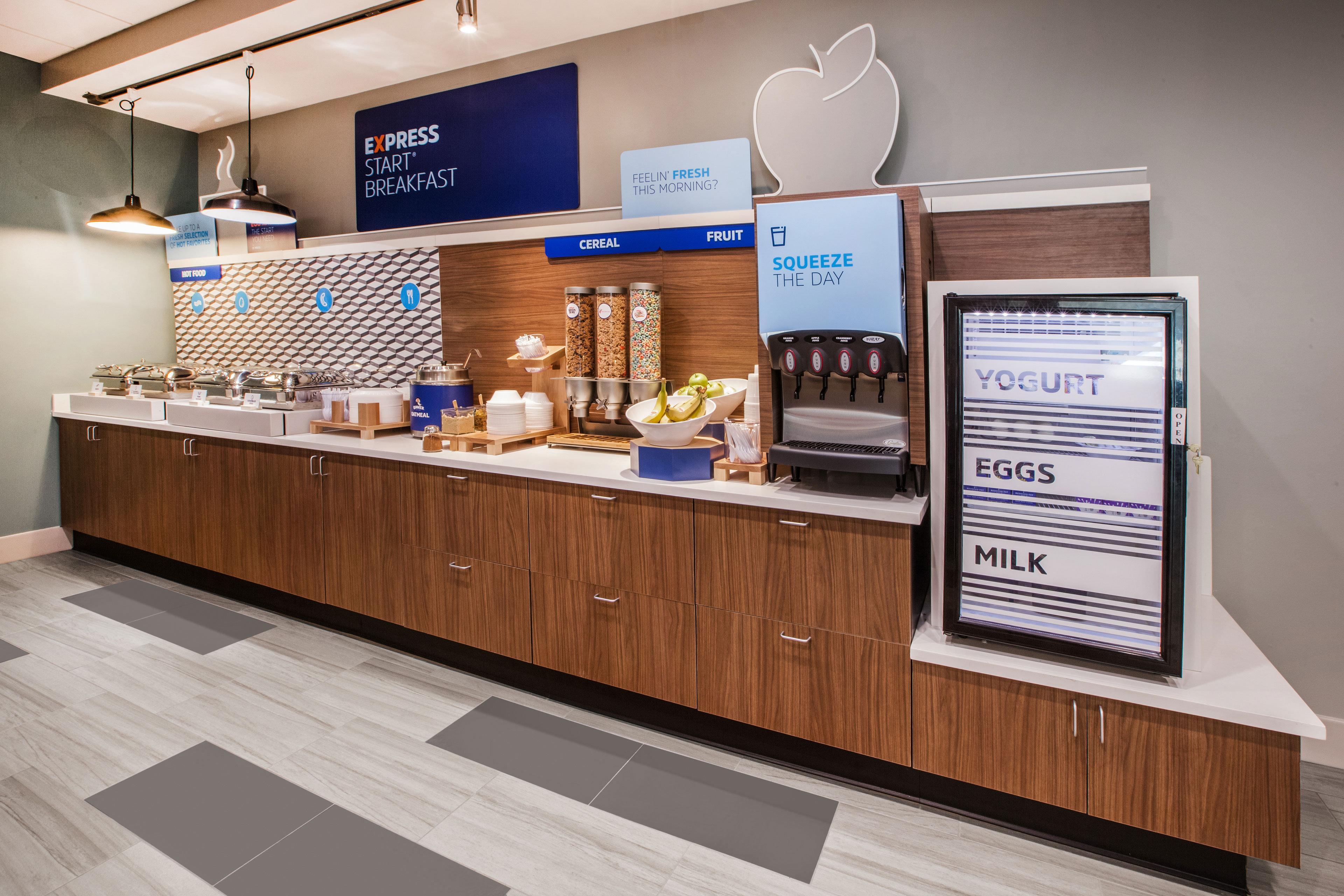 Holiday Inn Express & Suites North Fremont By Ihg Zewnętrze zdjęcie