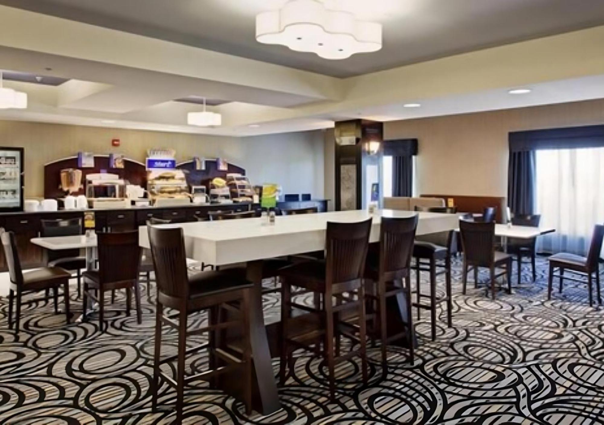 Holiday Inn Express & Suites North Fremont By Ihg Zewnętrze zdjęcie